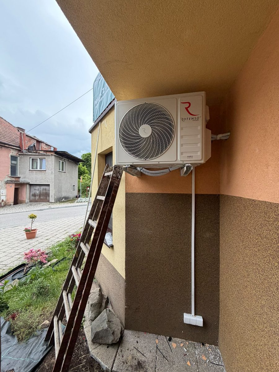 Klimatyzacja - jednostka zewnętrzna - realizacja Szelbi-Instal